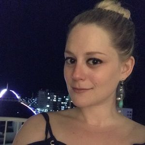 Meet your Posher, Kim